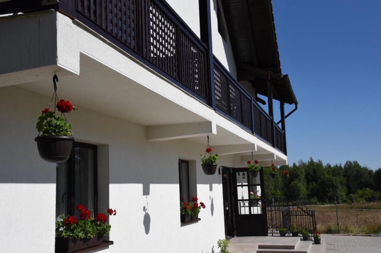 Sîmbăta de Sus Casa Poienarilor酒店 外观 照片